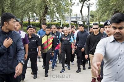Cover image for Want to Stay Healthy Like Tun Dr Mahathir? Do This Every Day