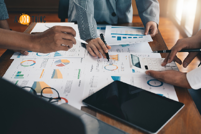 Cover image for How to Deliver Year-End Performance Reviews Effectively